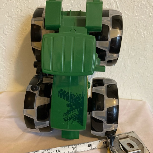 John Deere Tractor Monster Truck Treads Lightning Wheels Farm Play Vehicle - Picture 10 of 12